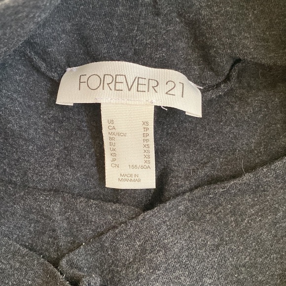 NWOT Forever 21 Workout Bundle!! - Picture 3 of 6